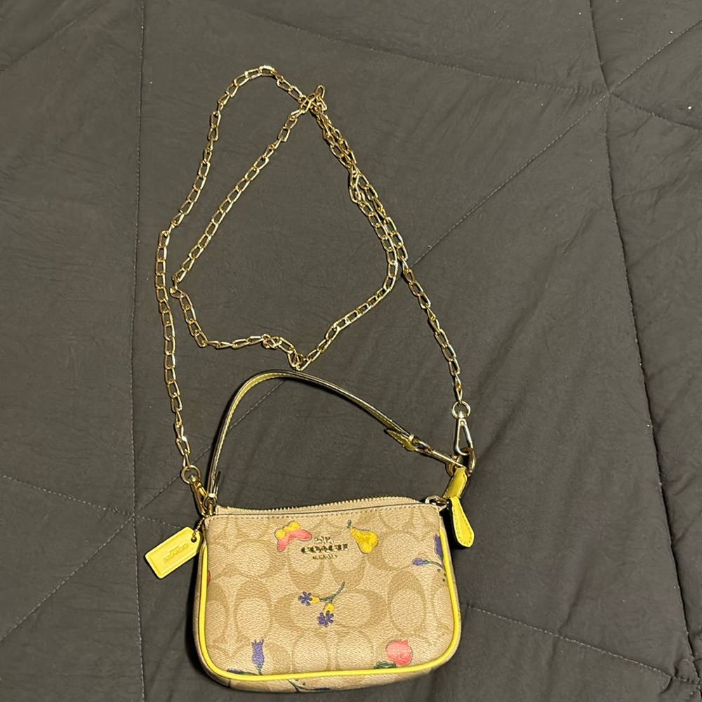 Coach mini handbag with gold chain